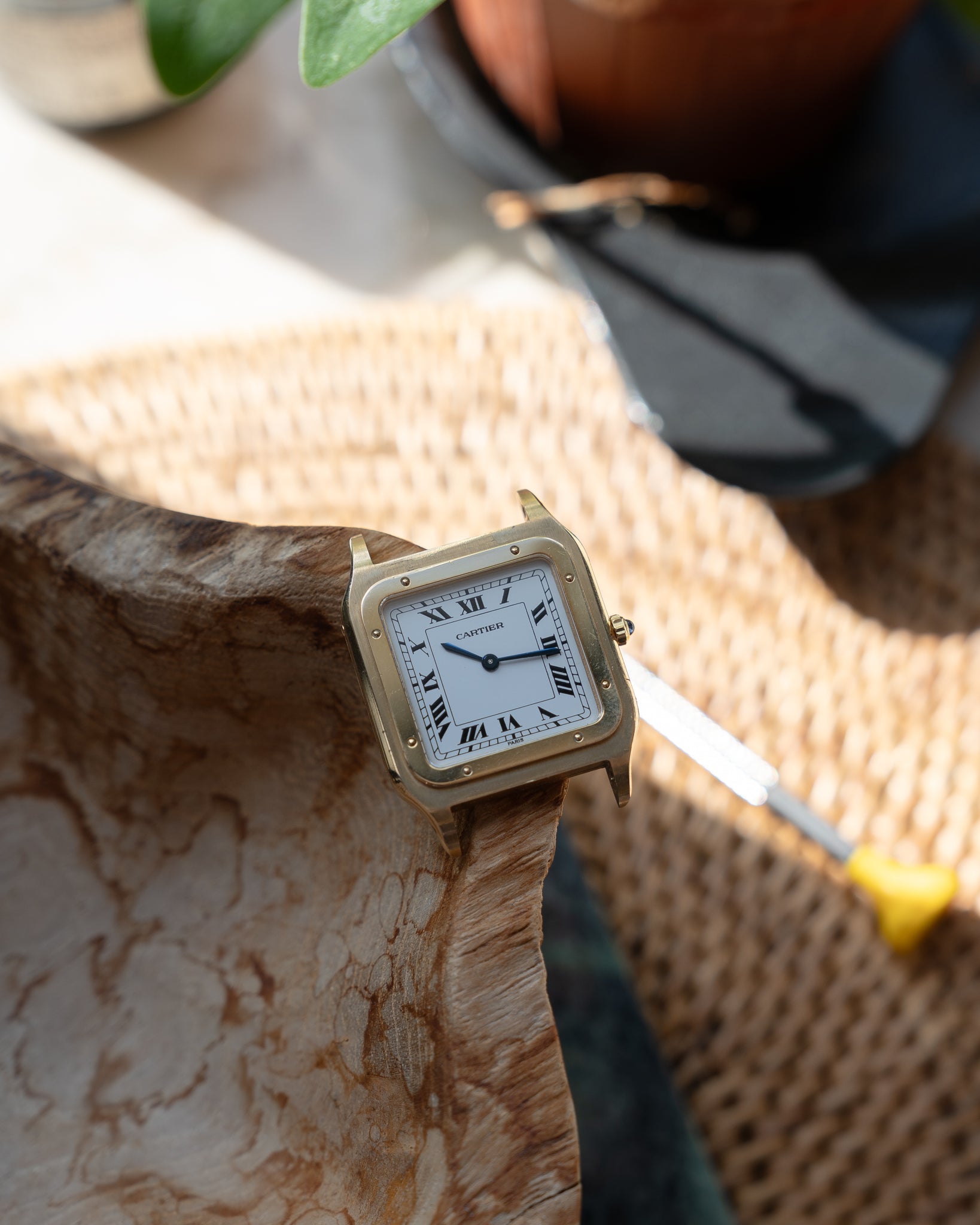 Cartier Santos-Dumont "Ultra Thin" LM size in 18k Yellow Gold with lifetime guarantee card, box & papers