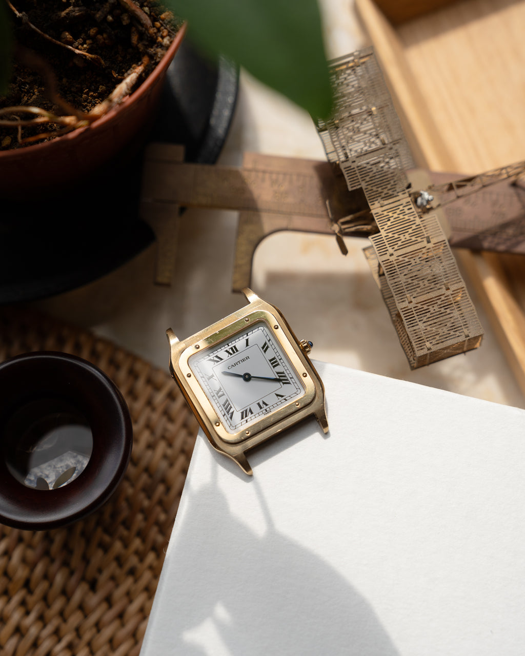 Cartier Santos-Dumont "Ultra Thin" LM size in 18k Yellow Gold with lifetime guarantee card, box & papers