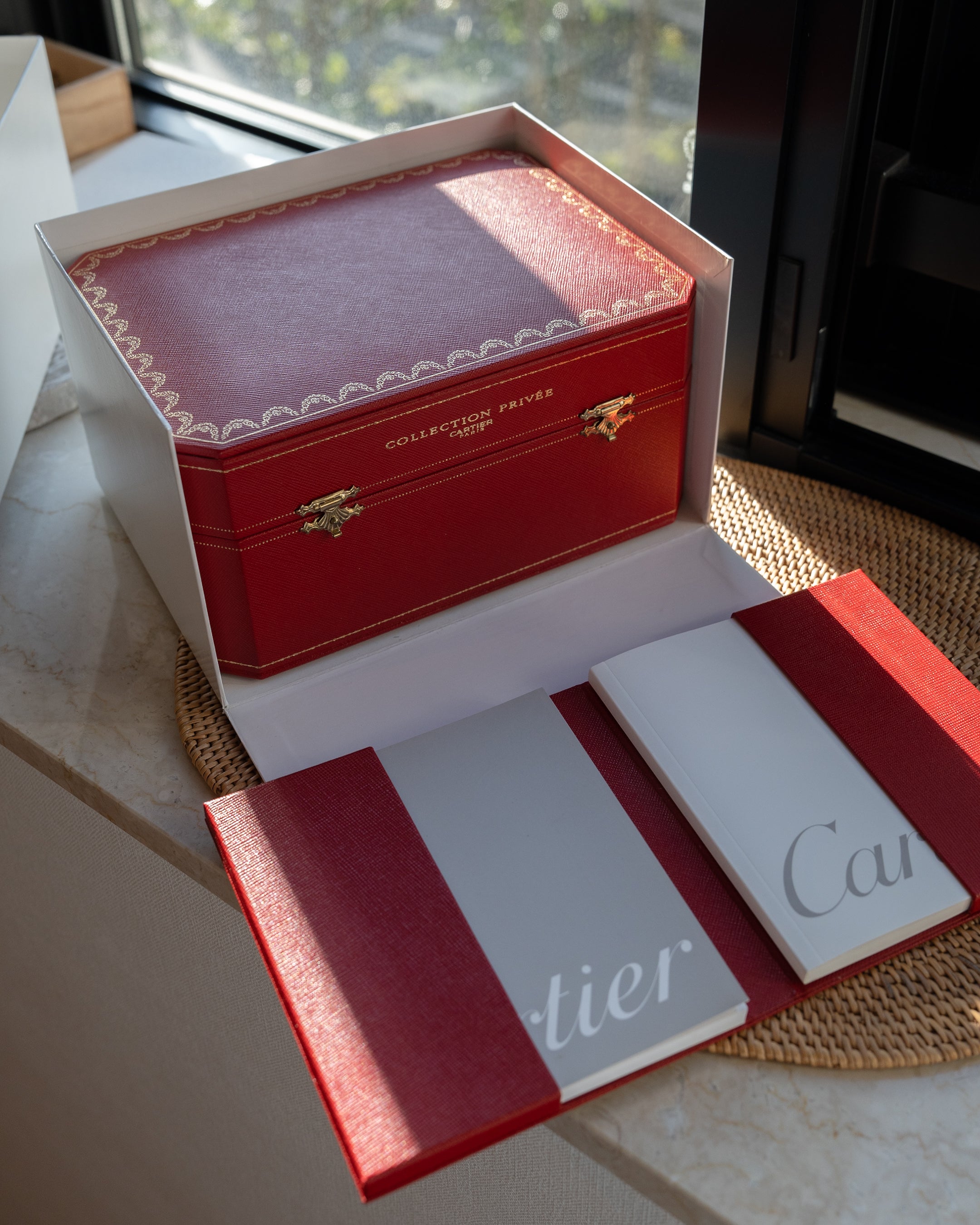 Cartier CPCP "Collection Prive", Tank Louis ref 1600 in yellow gold,  full set