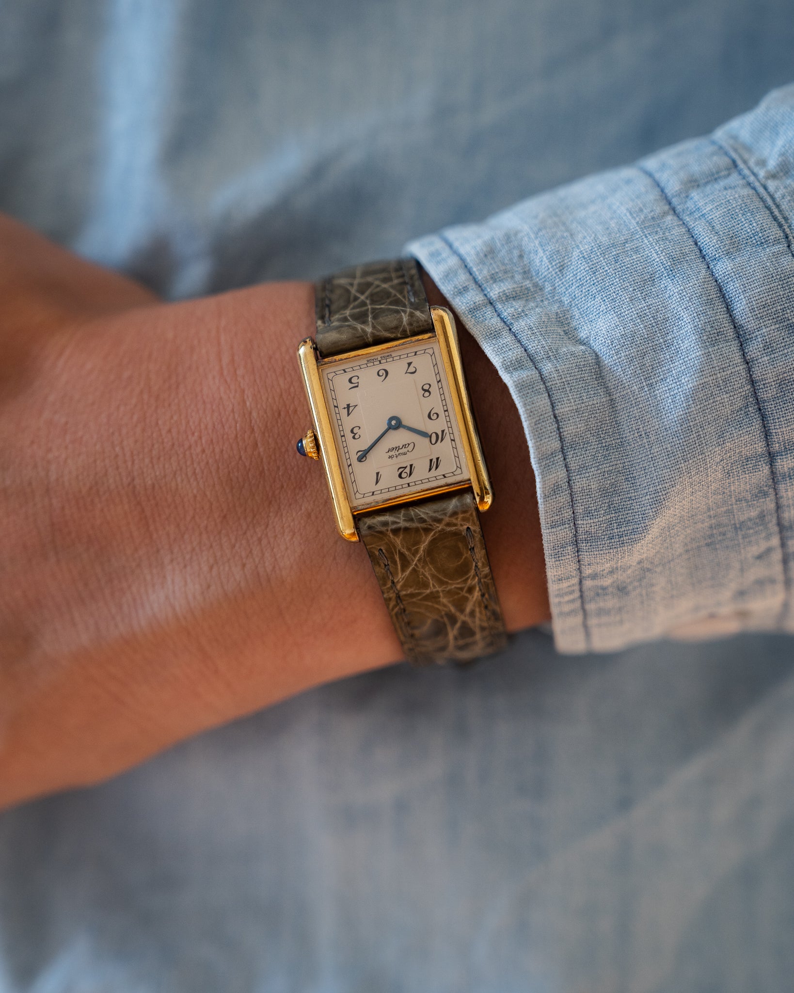Must de Cartier Tank LM- Breguet Numeral white dial
