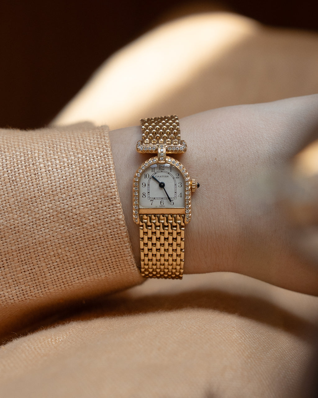Cartier Calandre ref. 66032 in yellow gold with diamonds featuring a Cartier yellow gold bracelet