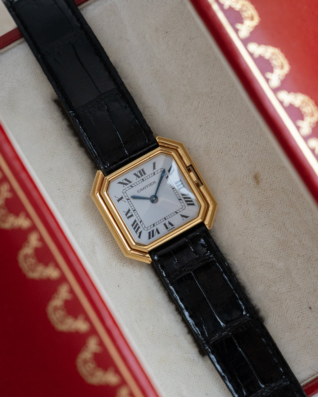 Cartier Ceinture Large size, 18k Yellow Gold, Paris dial, ref 78099 - mechanical movement