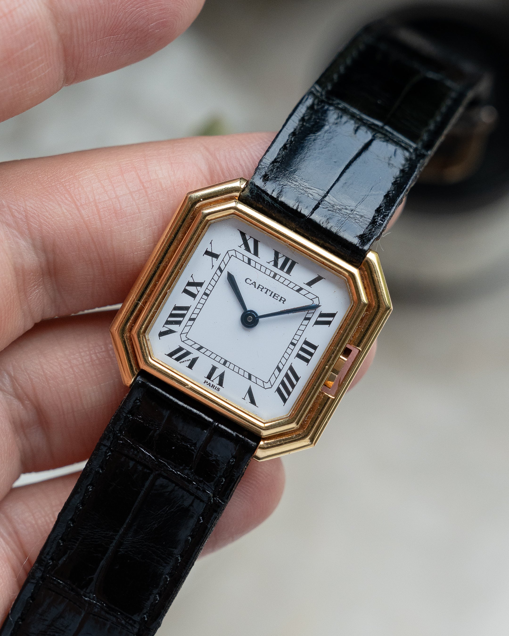 Cartier Ceinture in 18k Yellow Gold, Paris dial, LM - mechanical movement - box & papers