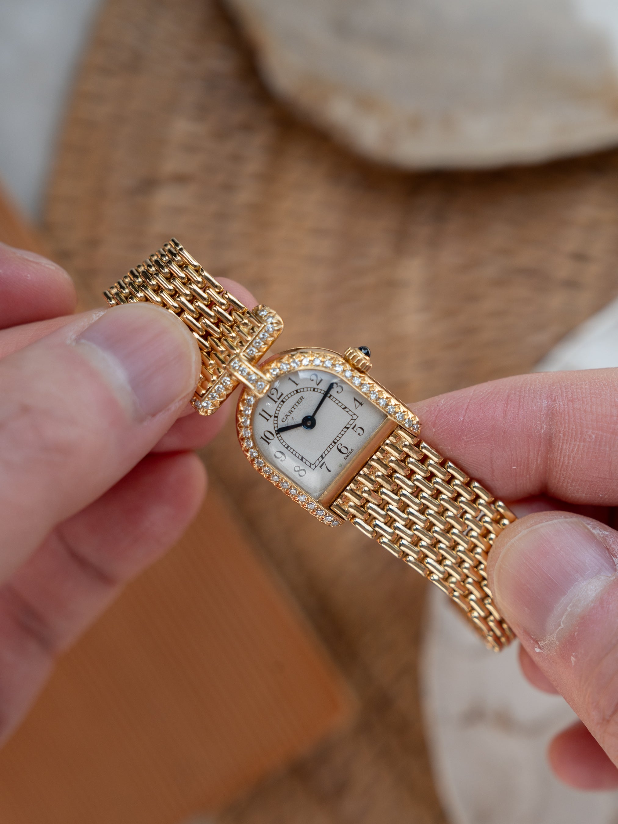 Cartier Calandre ref. 66032 in yellow gold with diamonds featuring a Cartier yellow gold bracelet