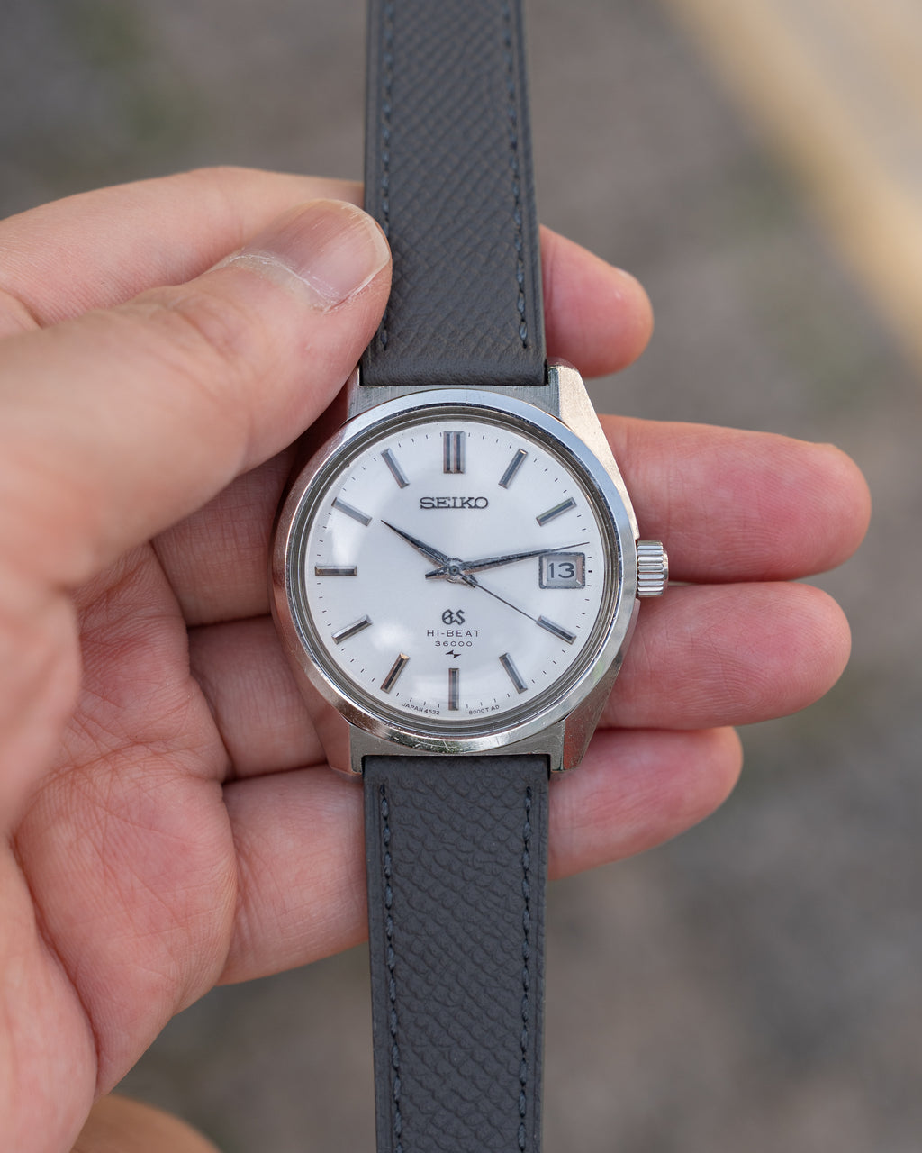 Grand Seiko 4522-8000 hibeat in steel from 1968 October