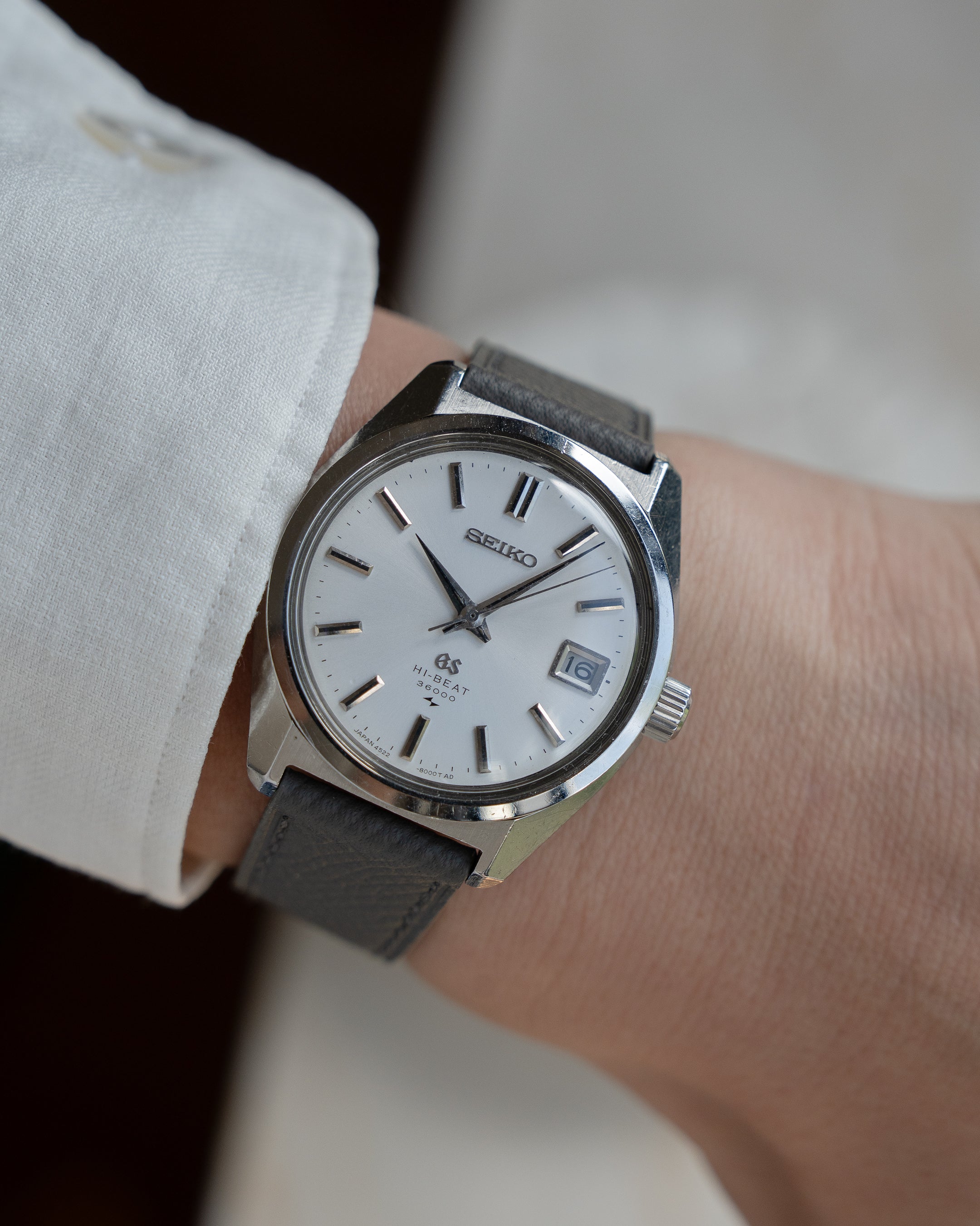 Grand Seiko 4522-8000 hibeat in steel from 1968 October
