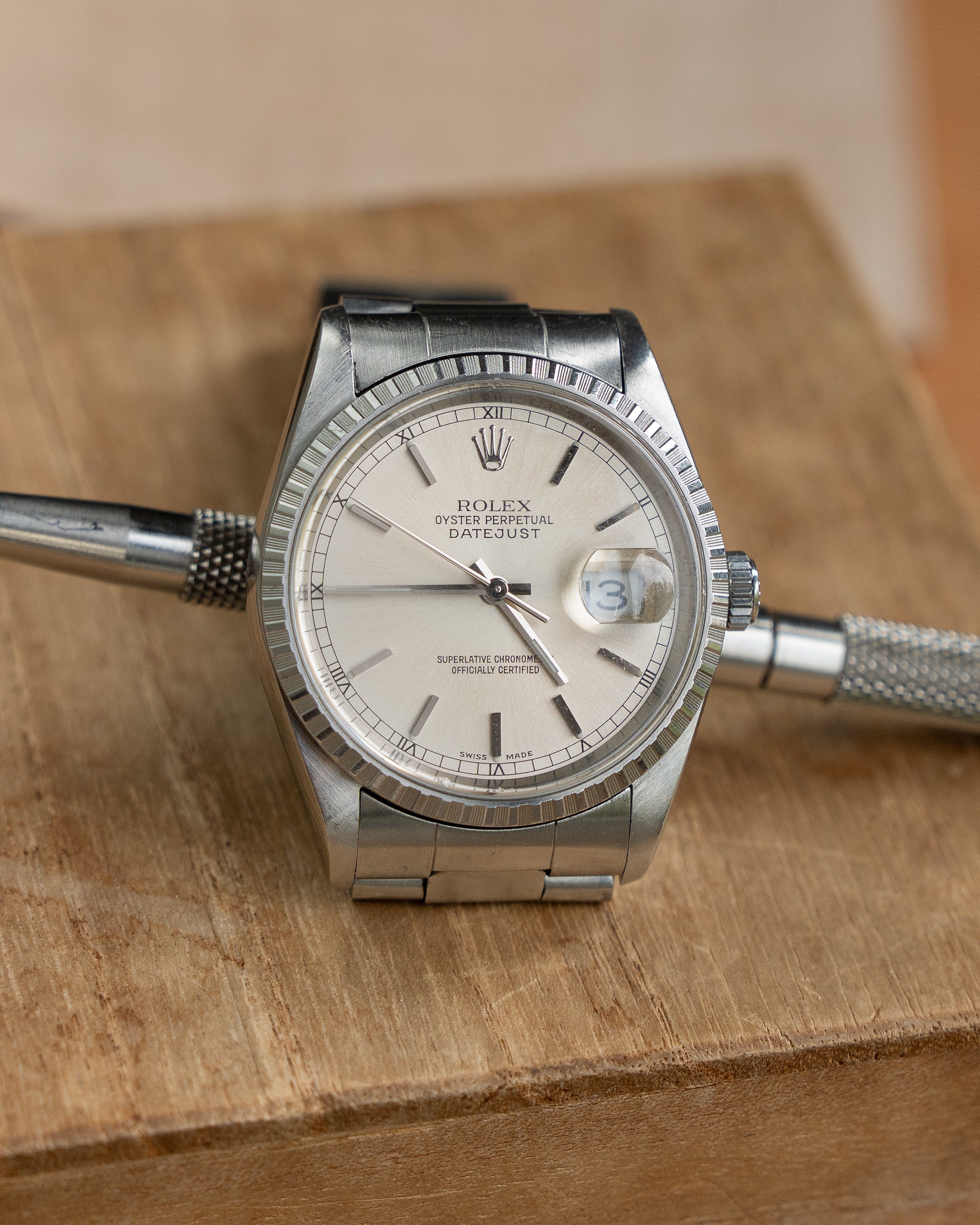 Rolex Datejust ref. 16220 in steel, silver dial, oyster bracelet ref 78360