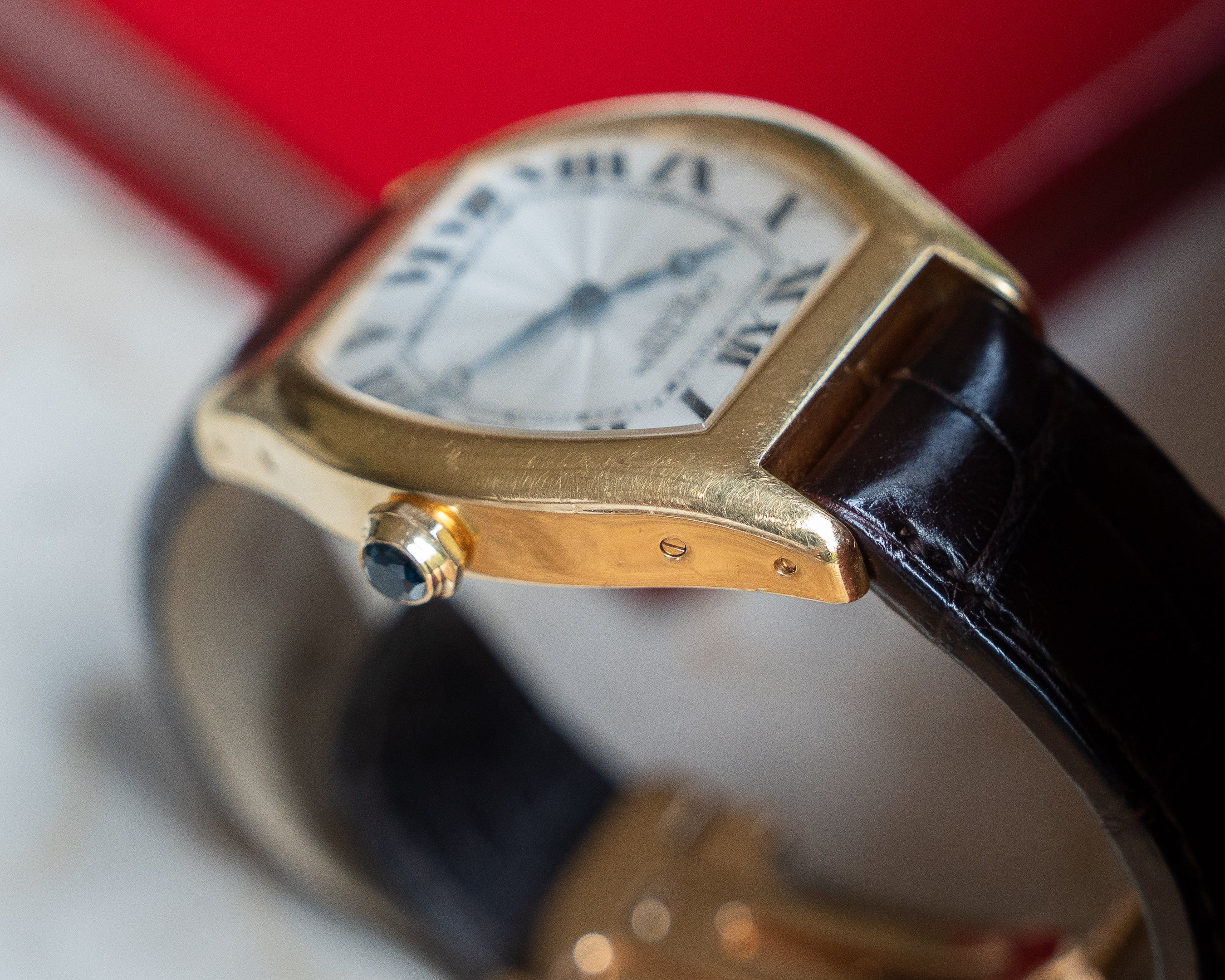 Cartier Tortue CPCP "Collection Prive", LM in Yellow Gold, ref 2496, box and papers