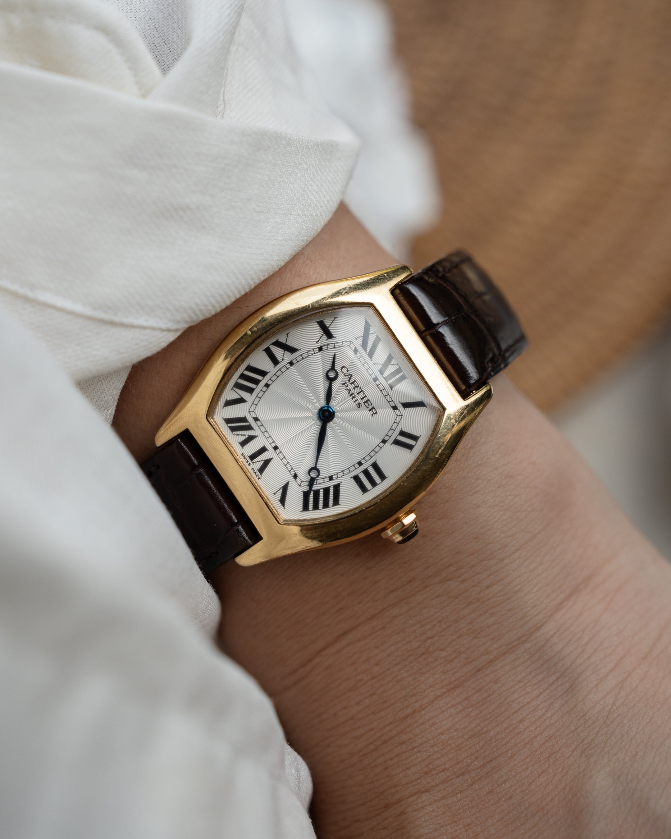 Cartier Tortue CPCP "Collection Prive", LM in Yellow Gold, ref 2496, box and papers