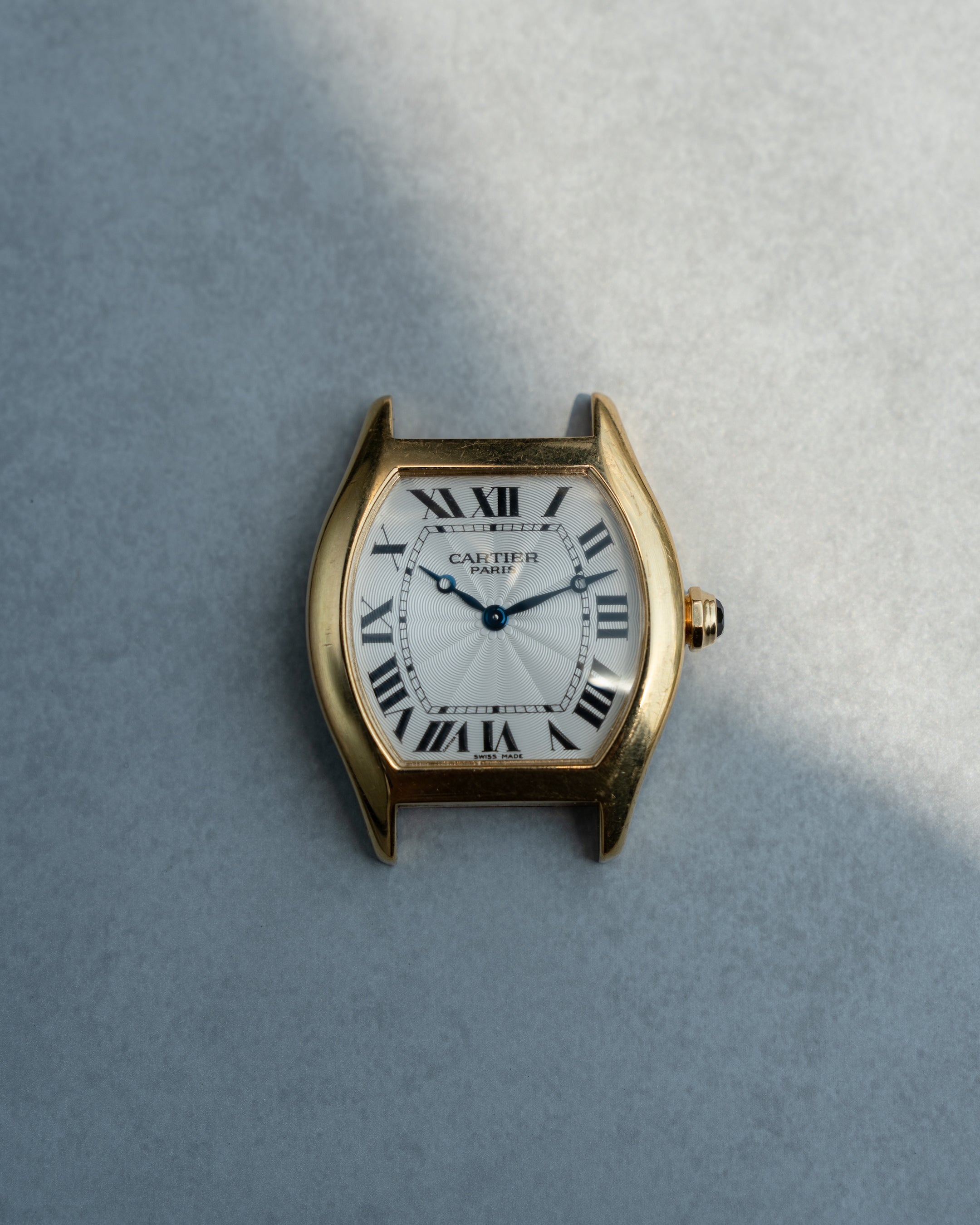 Cartier Tortue CPCP "Collection Prive", LM in Yellow Gold, ref 2496, box and papers