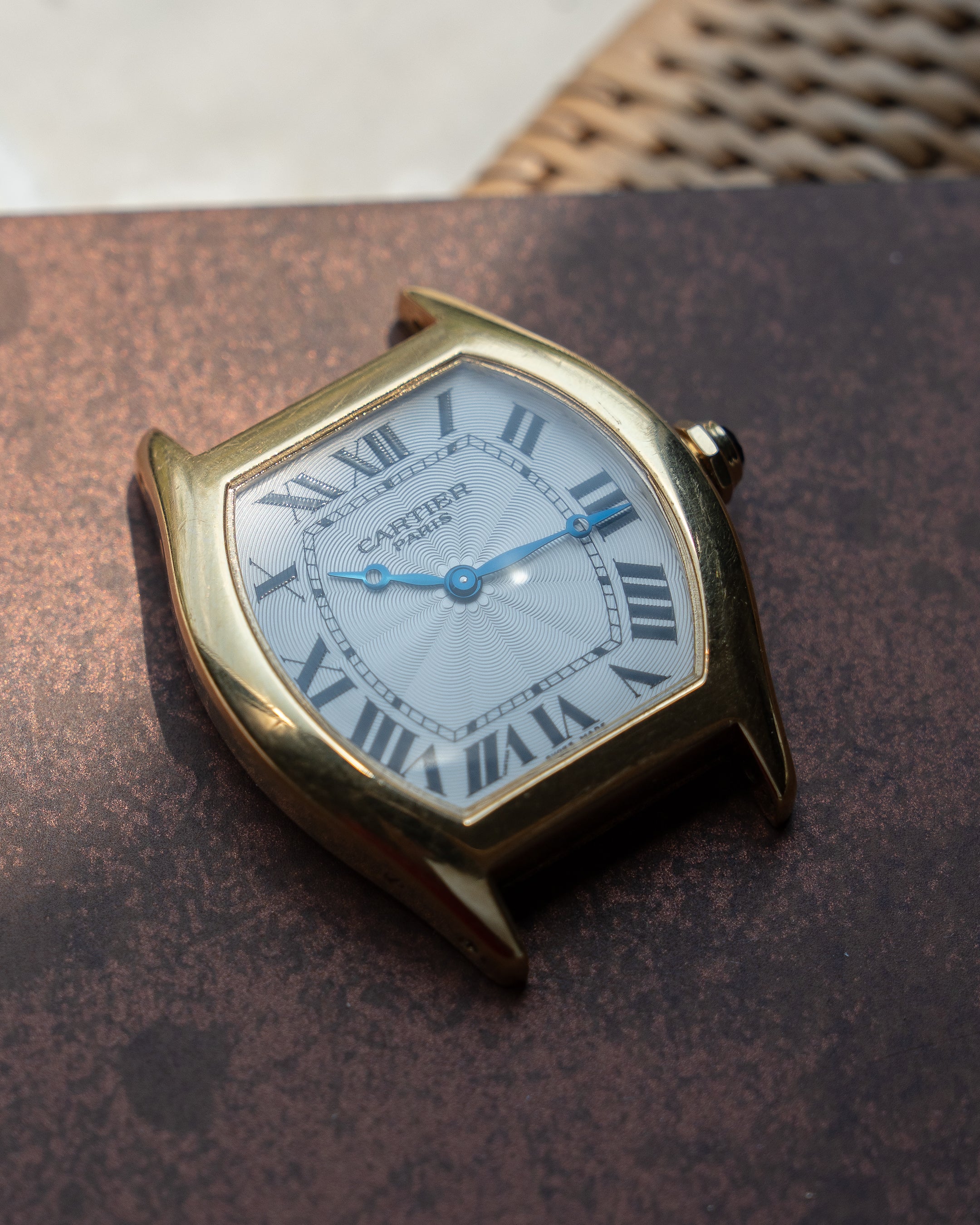 Cartier Tortue CPCP "Collection Prive", LM in Yellow Gold, ref 2496, box and papers