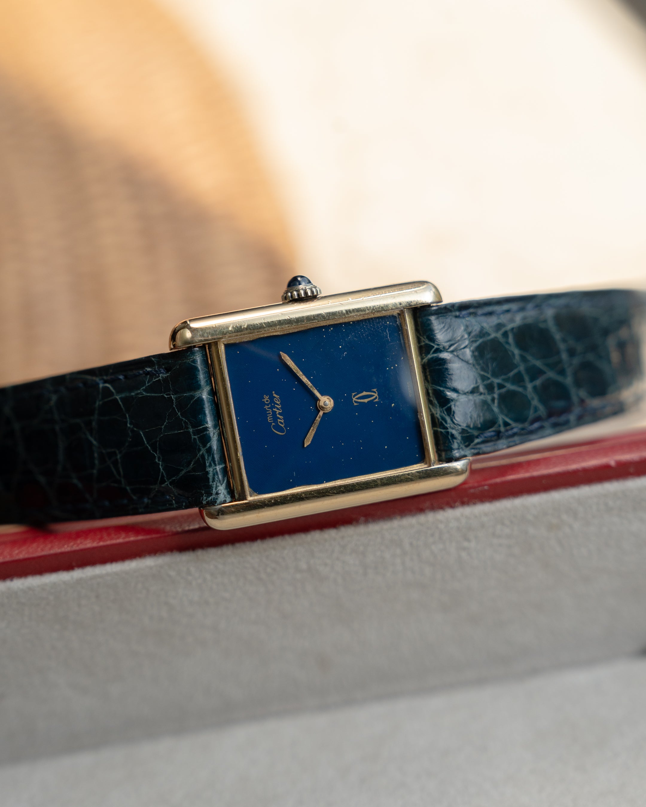 Must de Cartier Tank LM - Blue Lacquer dial with manual wind movement