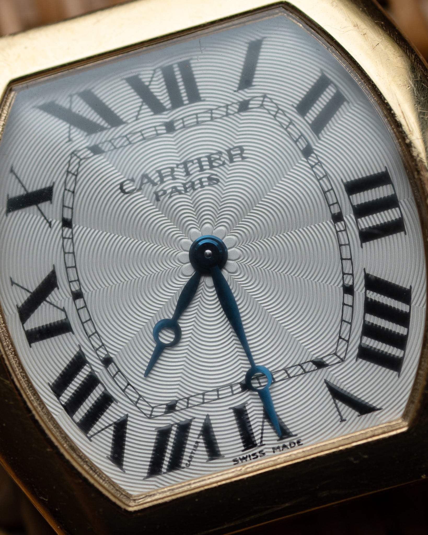 Cartier Tortue CPCP "Collection Prive", LM in Yellow Gold, ref 2496, box and papers
