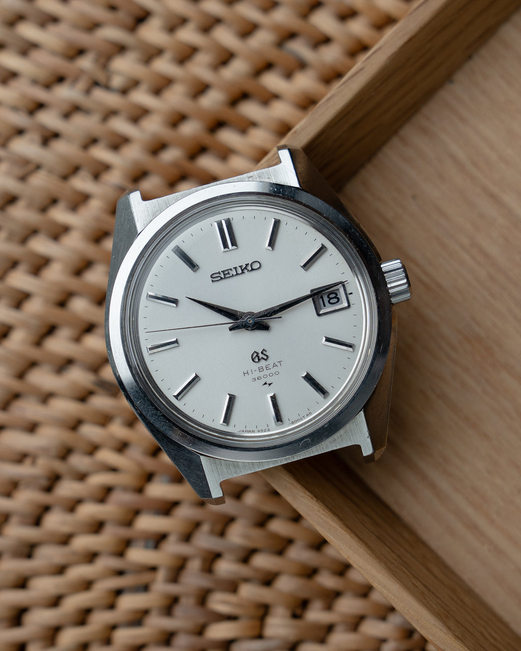 Grand Seiko 4522-8000 hibeat in steel from 1969 January