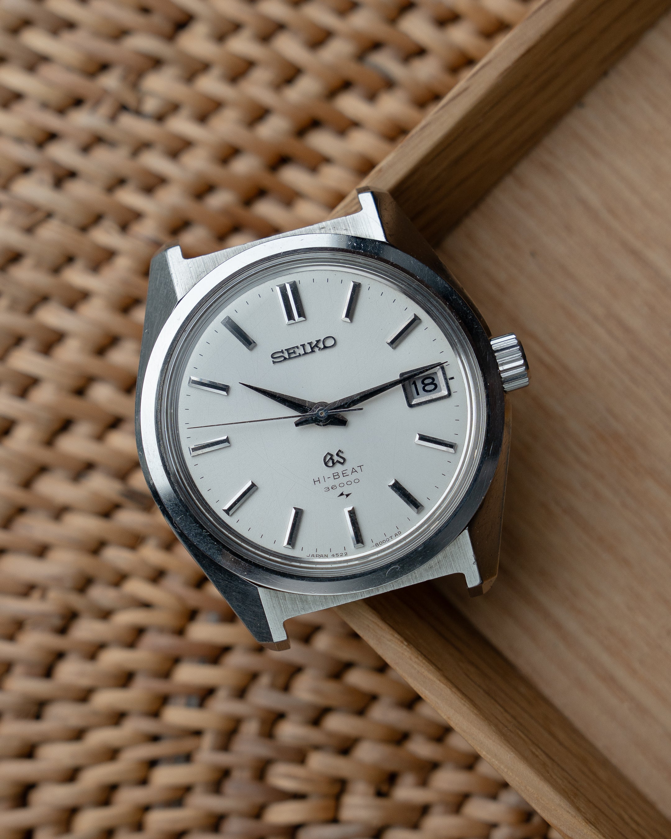 Grand Seiko 4522-8000 hibeat in steel from 1969 January