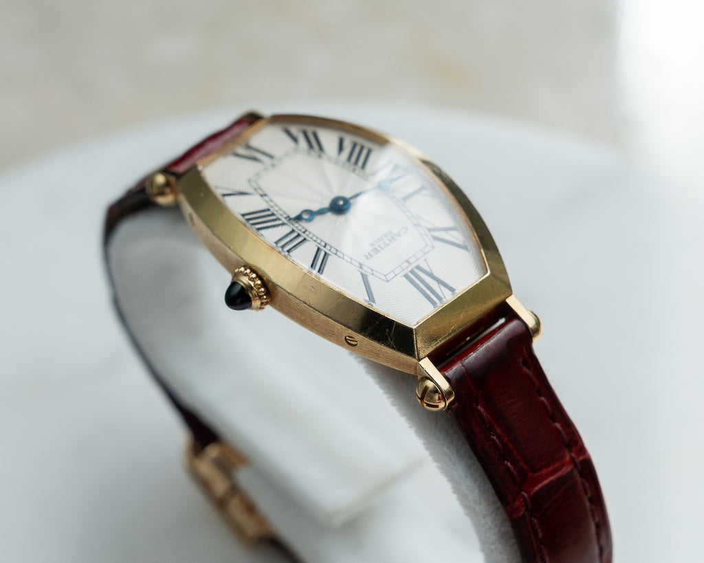 Cartier CPCP "Collection Prive", Tonneau ref 2595 in 18k Yellow Gold, SM size, full set
