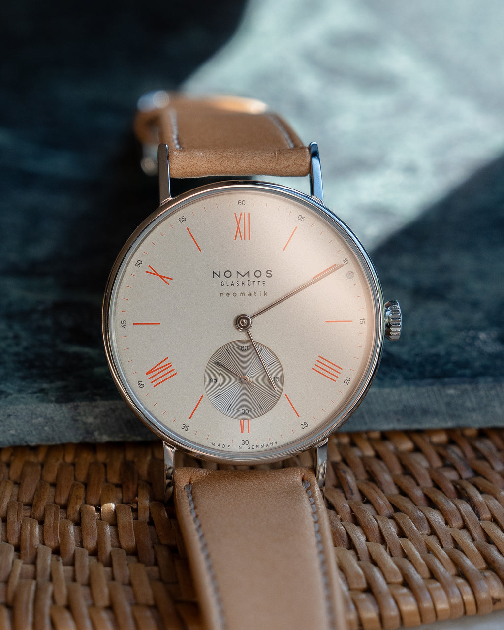 Nomos Ludwig Neomatik Champagne refernce 283 - full set
