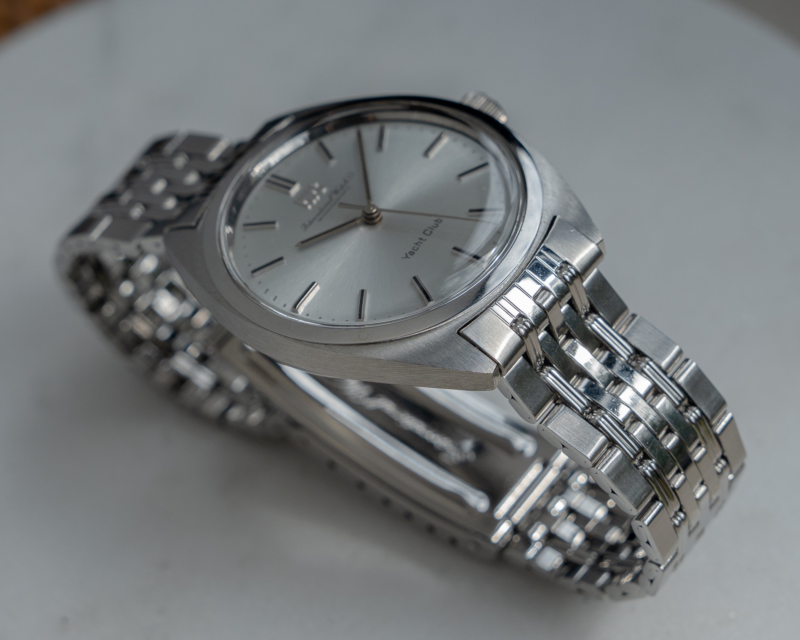 IWC ヨットクラブ ref 2611 スチール製、1978 年販売、新品同様、フルセット
