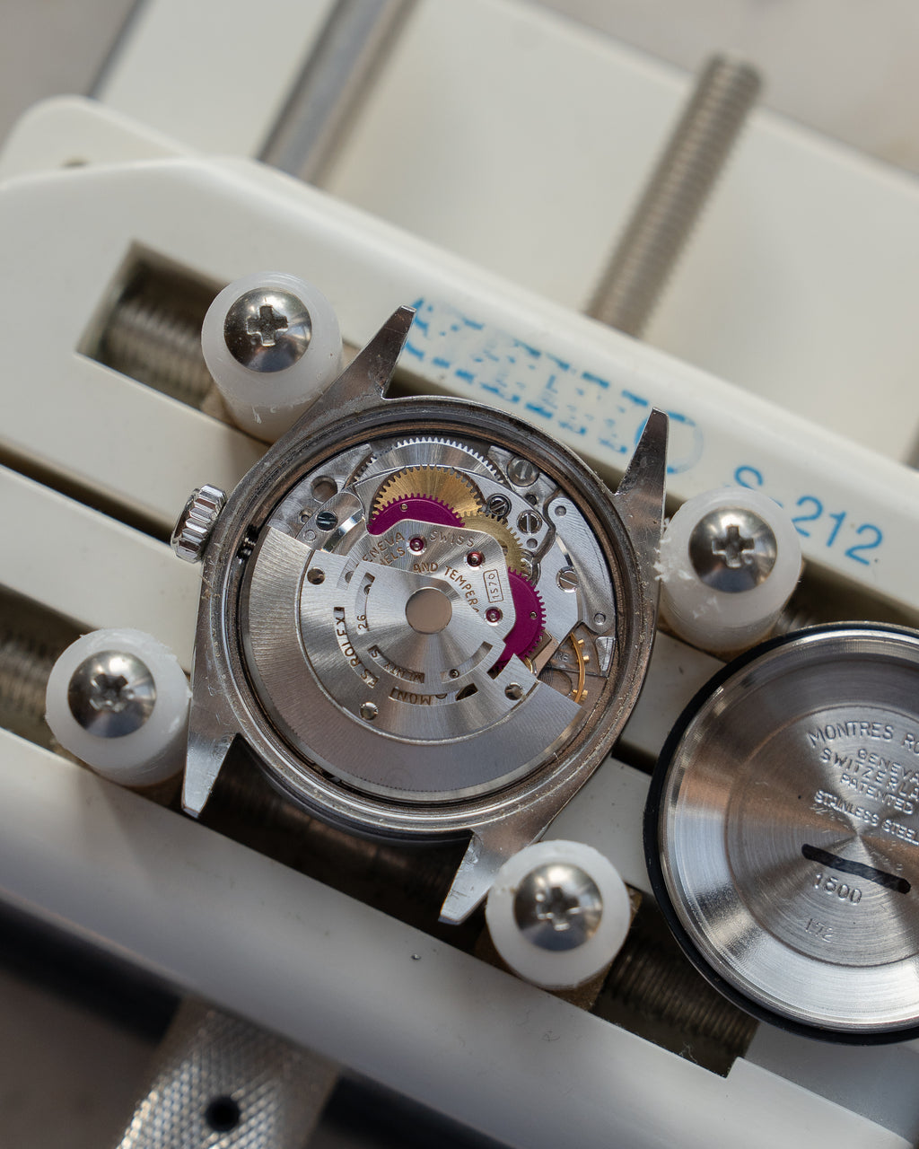 Rolex Oyster Perpetual Date ref 1500, Grey mosaic dial from 1972