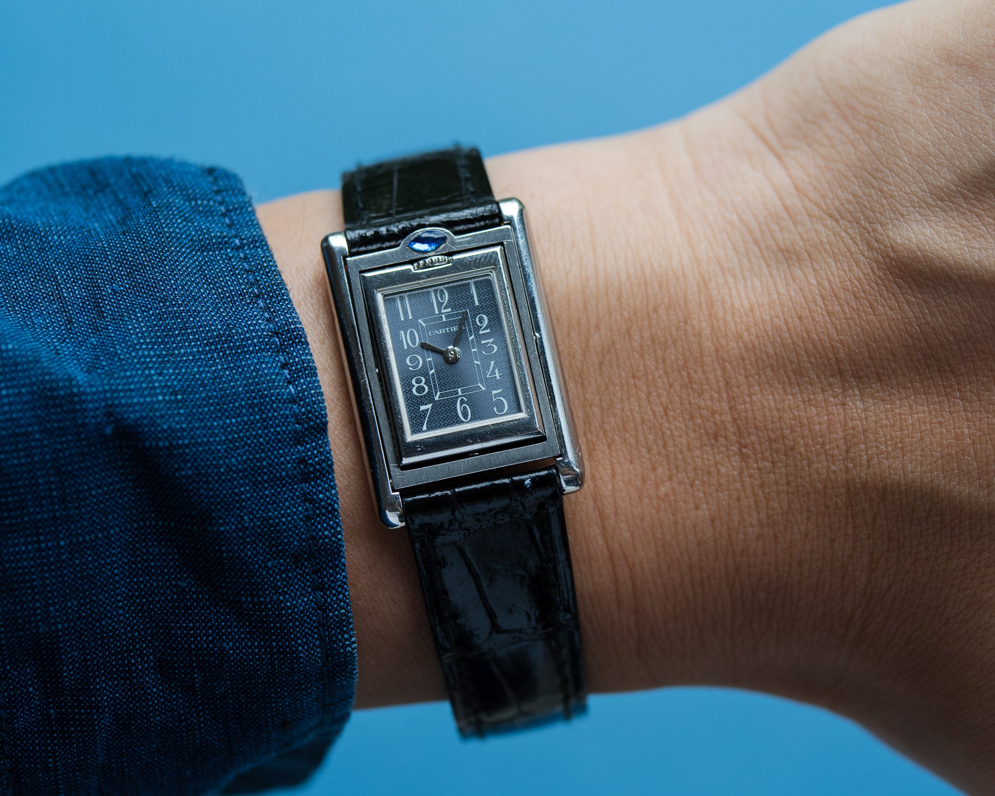 Cartier Tank Basculante black dial arabic numeral quartz