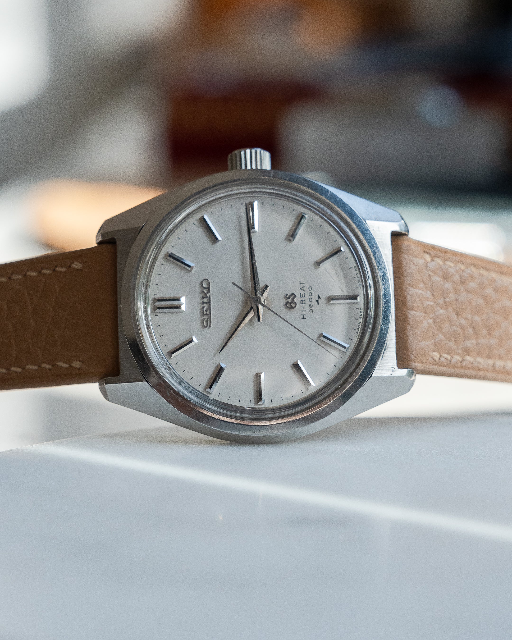 Grand Seiko 4520-8000 hibeat in steel from 1968 June
