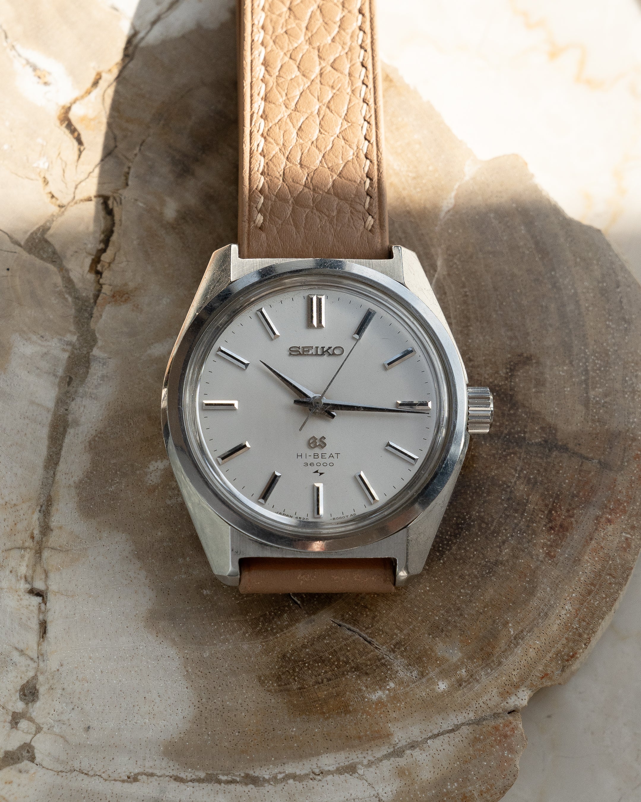 Grand Seiko 4520-8000 hibeat in steel from 1968 June