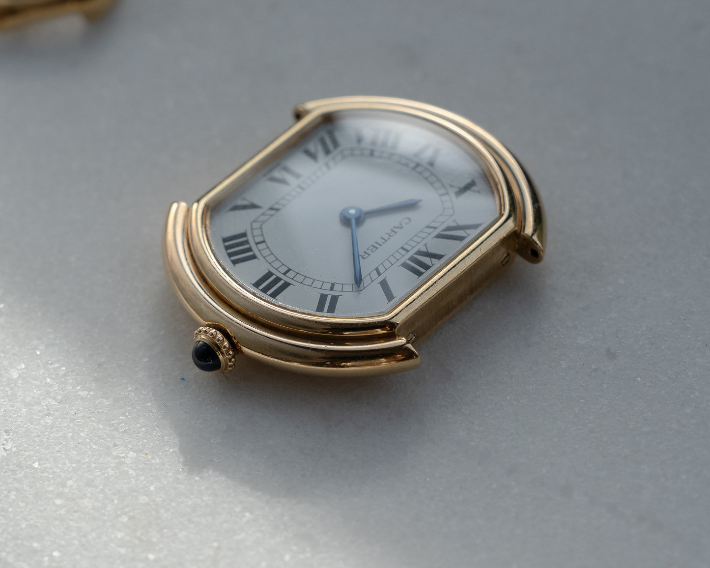 Cartier Ellipse 18k Yellow Gold, Paris Dial, LM size, 1970's