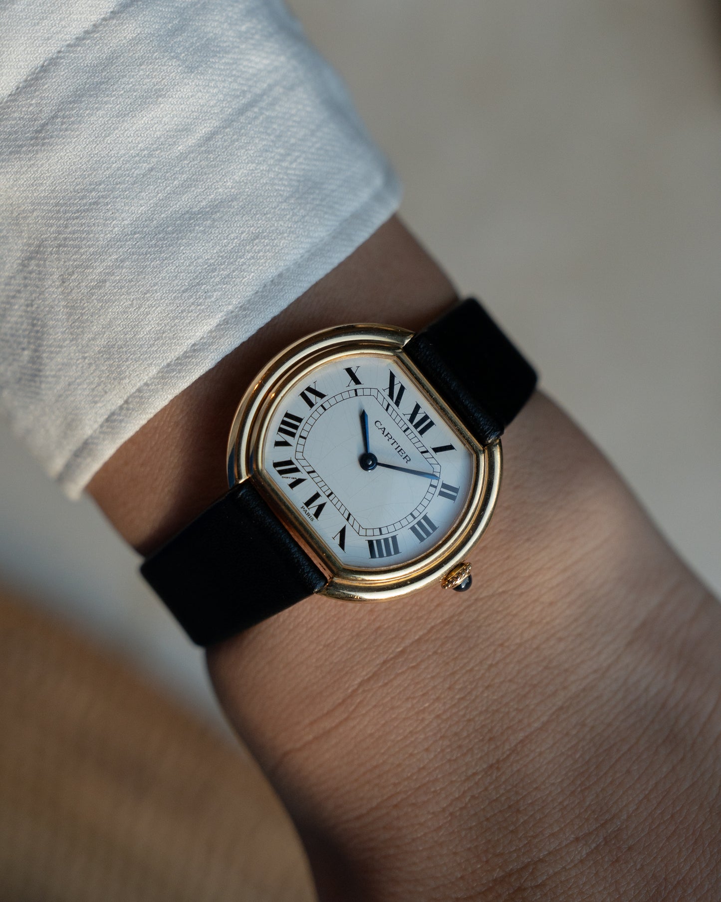 Cartier Ellipse 18k Yellow Gold, Paris Dial, LM size, 1970's