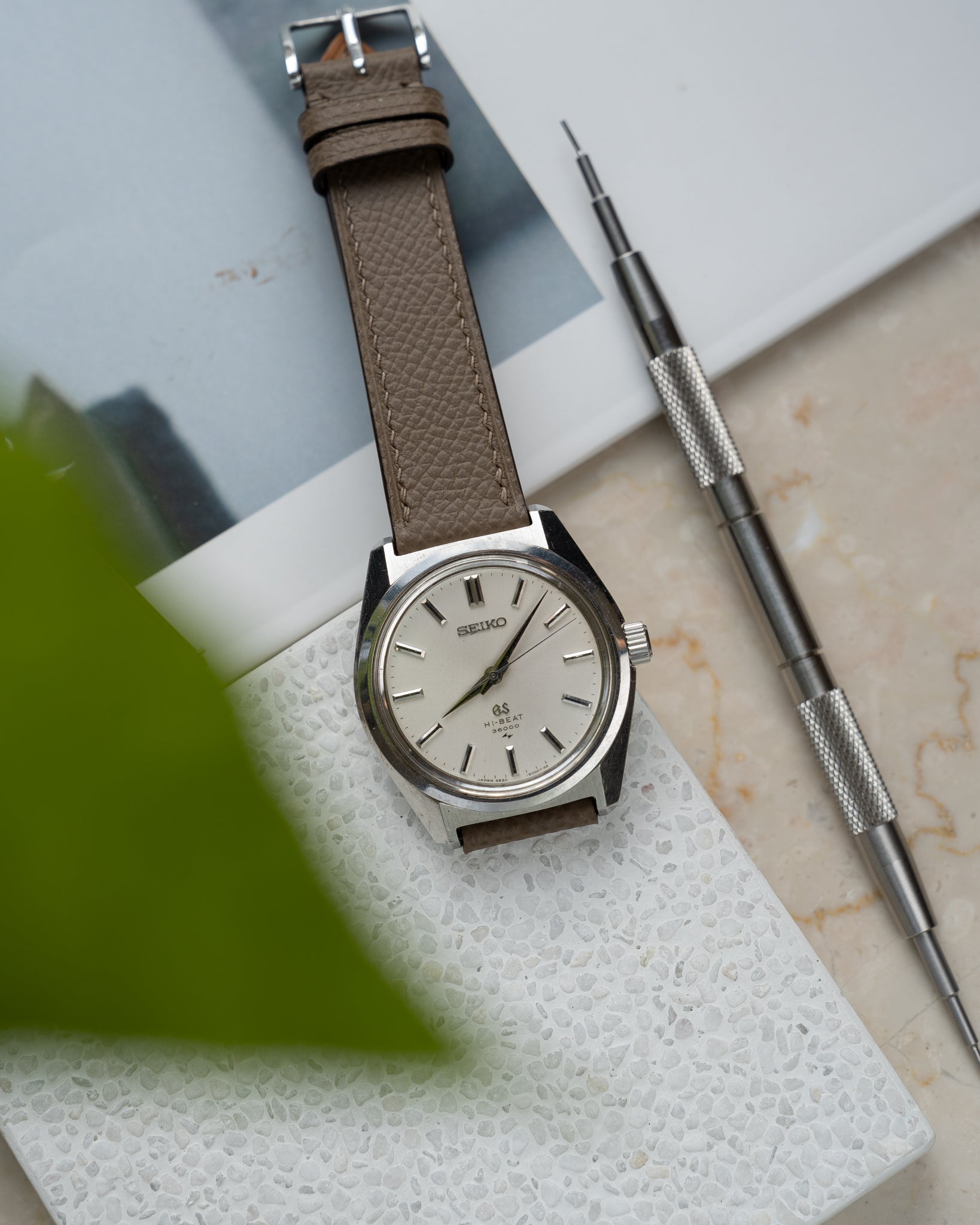 Grand Seiko 4520-8000 hibeat 1968 October – Special Dial