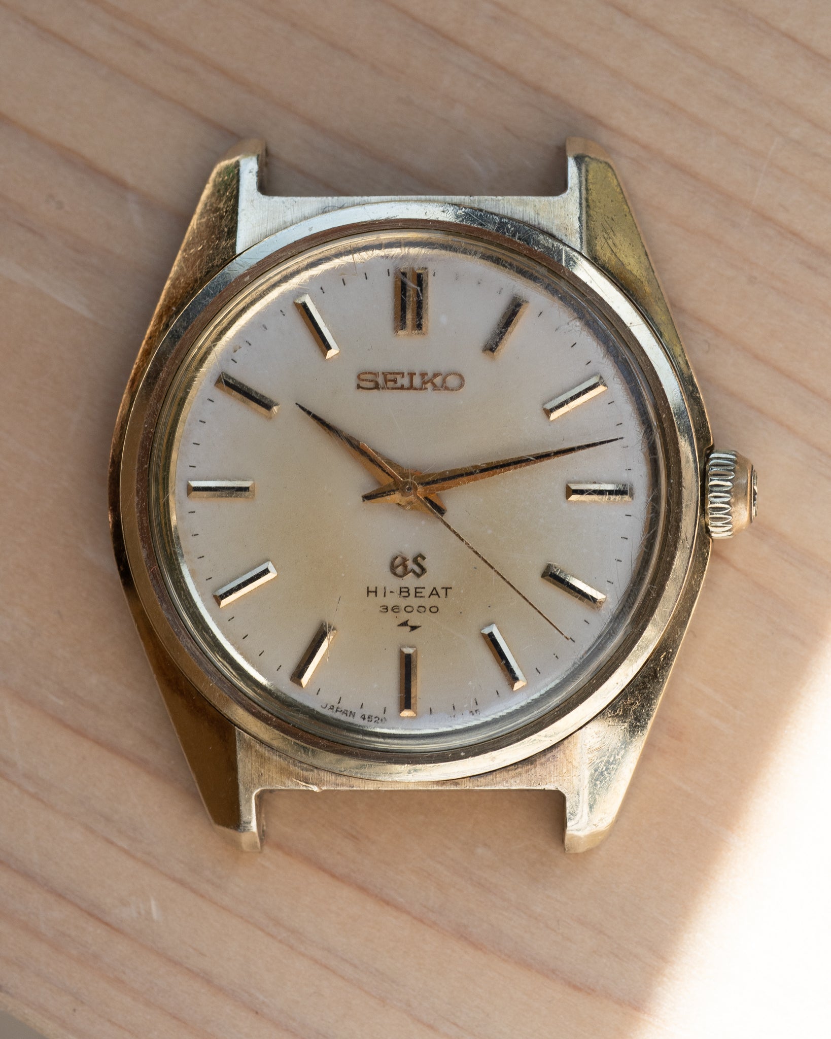 Grand Seiko 4520-8000 cap gold November 1968