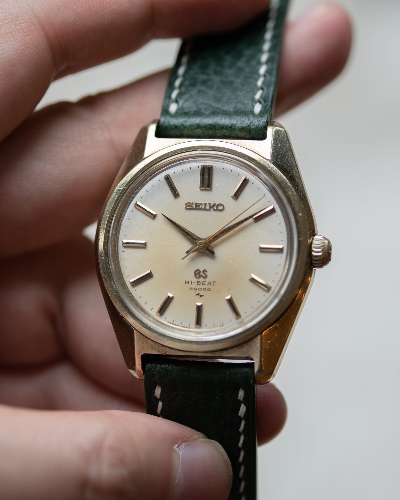 Grand Seiko 4520-8000 cap gold November 1968