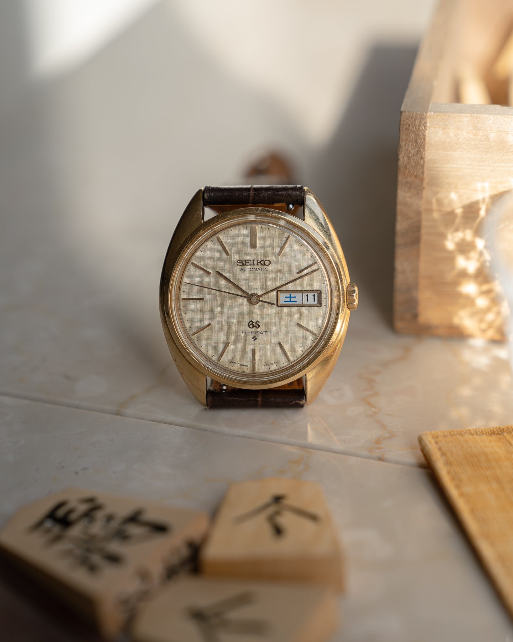Grand Seiko 5646-7005 linen dial in 18k solid gold August 1970