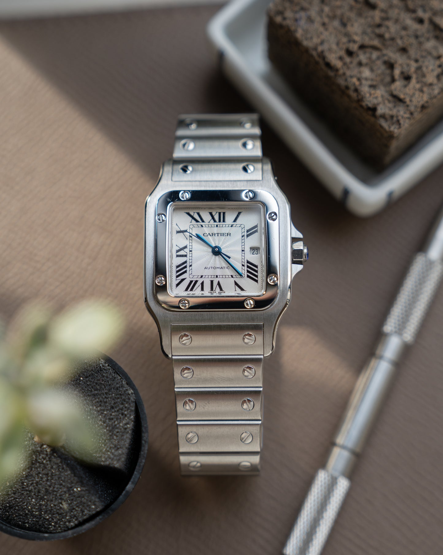 Cartier Santos Galbee LM ref 2319 steel, box and papers