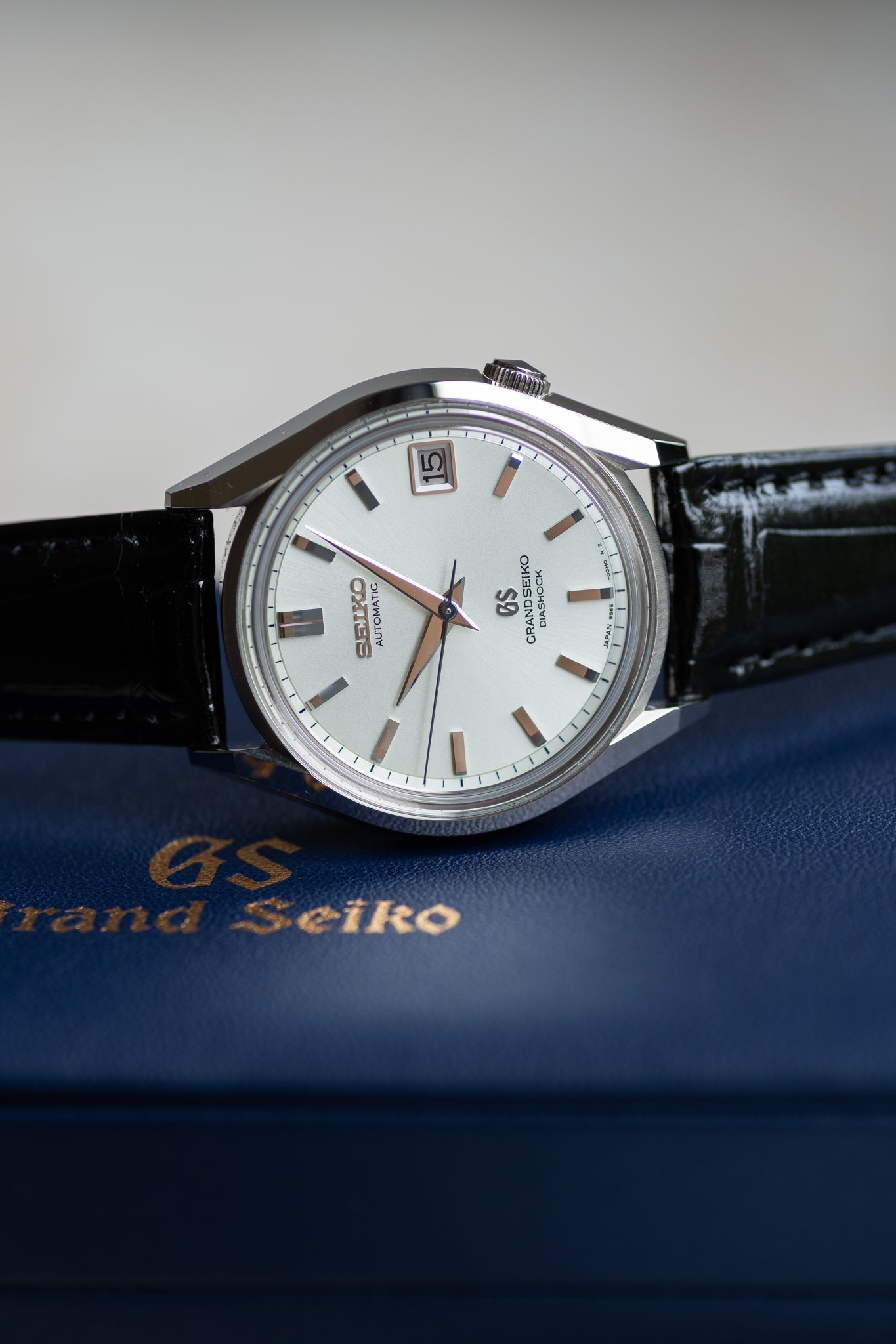 Grand Seiko SBGR091 in white gold - 62 GS reissue limited edition