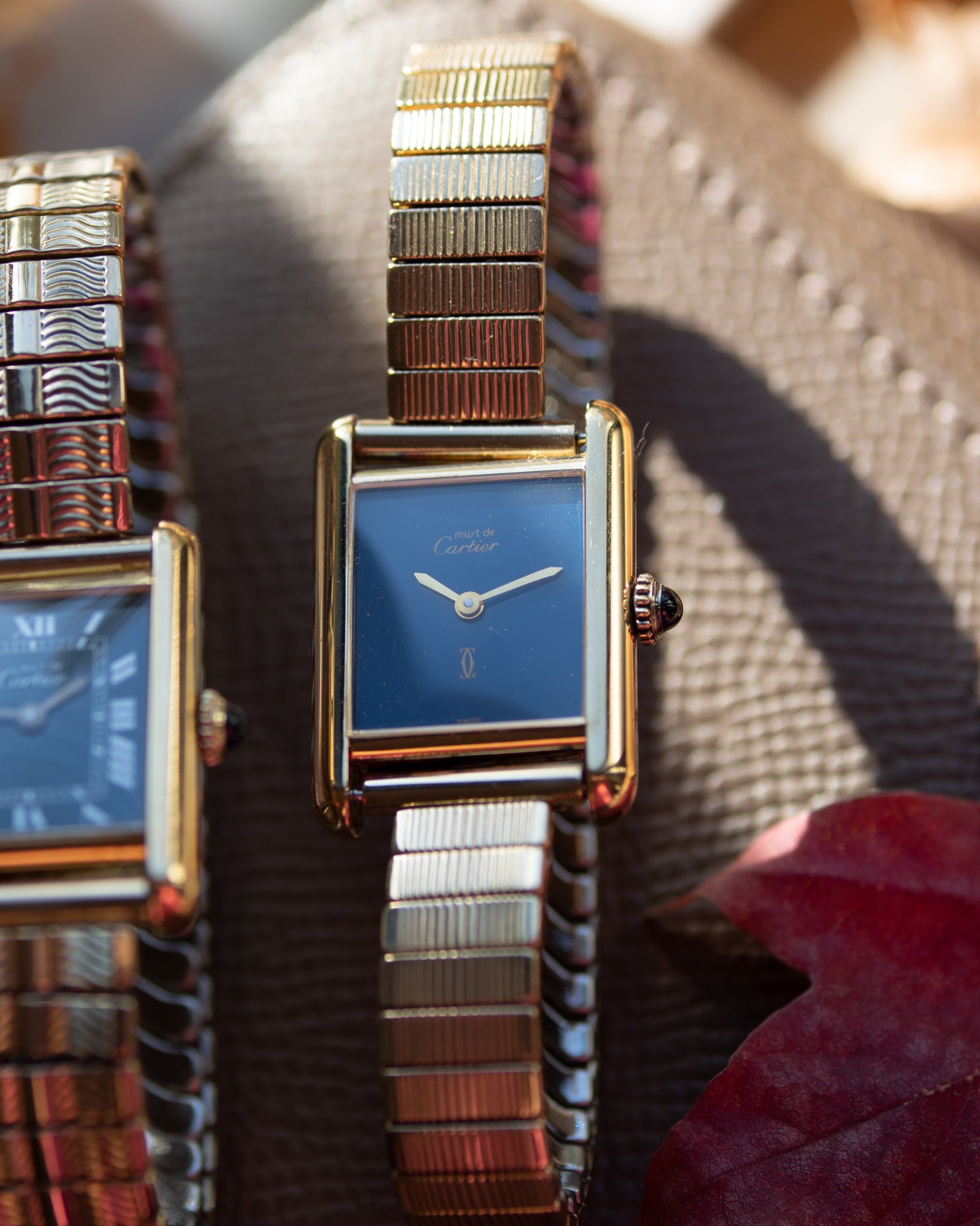 Must de Cartier Tank SM- Blue Lacquer dial with manual wind movement, full set