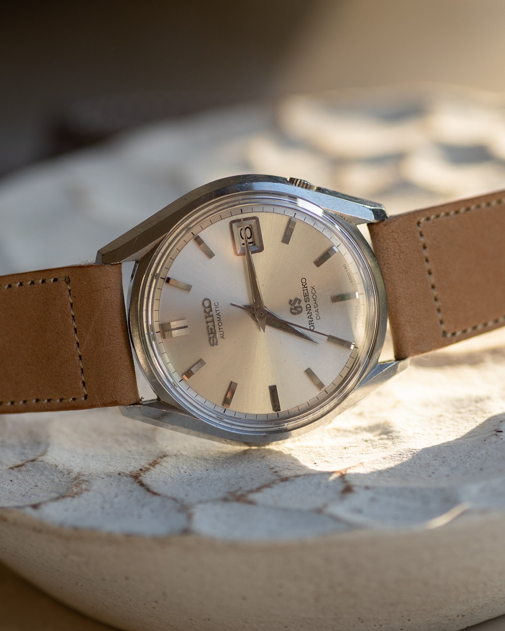 Grand Seiko 6245-9000 March 1966 lion gold medallion