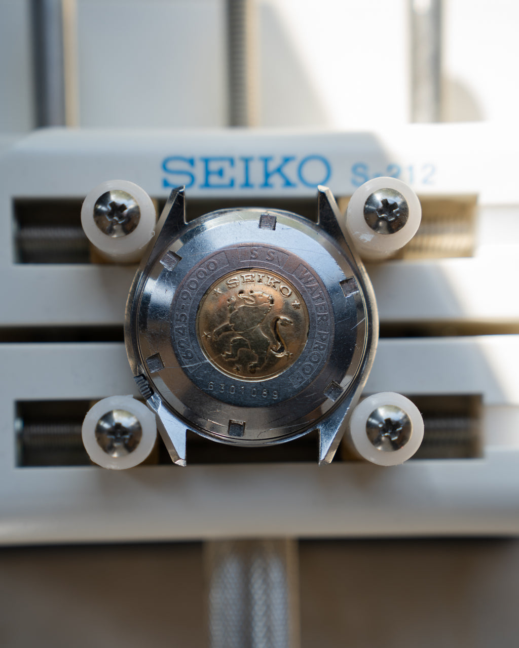 Grand Seiko 6245-9000 March 1966 lion gold medallion